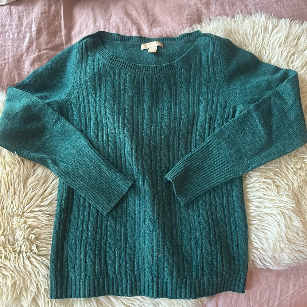 Banana Republic 100% cashmere size S boat neck cable knit sweater
